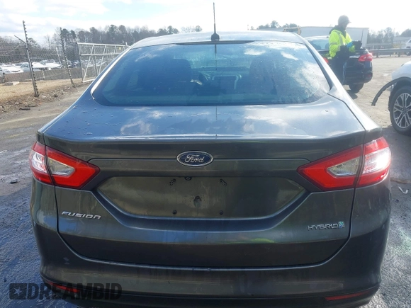 2015 Ford Fusion S Hybrid with VIN 3FA6P0UU9FR283189, listed as a IAAI auction lot 41632307 with 152,653 mi miles. Bid and sale history available at carsss.com. Image 17.