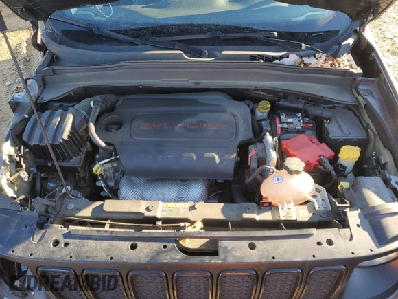 2020 Jeep Renegade Sport with VIN ZACNJBAB0LPL69208, listed as a Copart auction lot 88146655 with 67,740 mi miles and Salvage title. Bid and sale history available at DreamBid. Image 11.