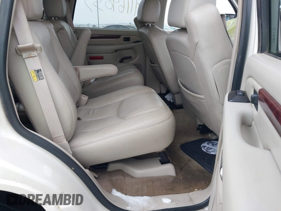 2006 Cadillac Escalade z VIN 1GYEK63N36R149382, wystawiony jako IAAI lot #41164835 z przebiegiem Nie podano mil oraz . Historia ofert i sprzedaży dostępna na DreamBid. Obrazek 8.