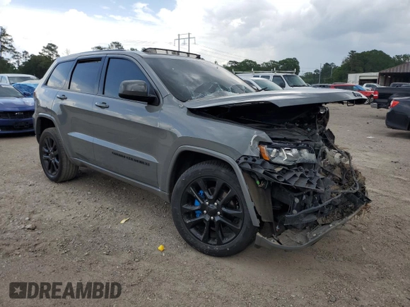 2020 Jeep Grand Cherokee Altitude with VIN 1C4RJEAG8LC337970, listed as a Copart auction lot 53817895 with 94,456 mi miles and Salvage title. Bid and sale history available at DreamBid. Image 4.