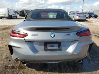 2025 BMW Z4 sDrive30i with VIN WBAHF3C04SWY38298, listed as a Copart auction lot 85193904 with 0 mi miles and Non Repairable. Bid and sale history available at carsss.com. Image 6.