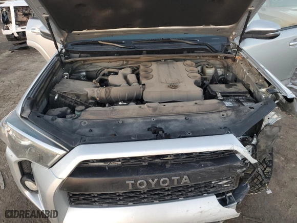 2018 Toyota 4Runner SR5 with VIN JTEZU5JR1J5180904, listed as a Copart auction lot 89168265 with 86,656 mi miles and Salvage Title. Bid and sale history available at carsss.com. Image 13.