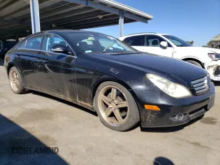 2007 Mercedes-Benz CLS-Class 5.5L with VIN WDDDJ72X17A080839, listed as a Copart auction lot 44574264 with 126,234 mi miles and Salvage Title. Bid and sale history available at carsss.com. Image 4.
