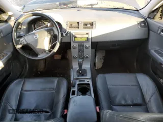 2009 Volvo V50 2.4L with VIN YV1MW382392449661, listed as a Copart auction lot 87247444 with 157,194 mi miles and Salvage Title. Bid and sale history available at carsss.com. Image 8.