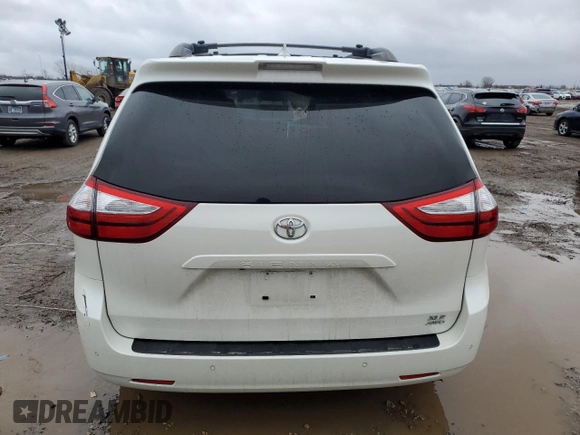 2019 Toyota Sienna XLE with VIN 5TDDZ3DC0KS224611, listed as a Copart auction lot 47667495 with 61,829 mi miles and Salvage Title. Bid and sale history available at carsss.com. Image 6.