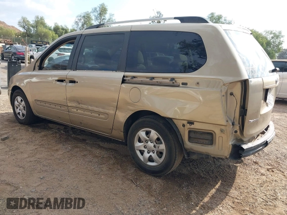 2009 Kia Sedona LX with VIN KNDMB233996303544, listed as a IAAI auction lot 41352987 with 230,510 mi miles. Bid and sale history available at carsss.com. Image 3.