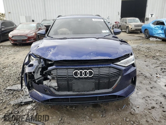 2022 Audi e-tron Premium with VIN WA1AAAGE7NB005033, listed as a Copart auction lot 83364684 with 62,878 mi miles and Salvage Title. Bid and sale history available at DreamBid. Image 5.