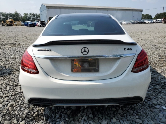 2018 Mercedes-Benz C 43 AMG z VIN 55SWF6EB3JU270248, wystawiony jako Copart lot #60402395 z przebiegiem 91 502 mil mil oraz Szkoda całkowita • Salvage title. Historia ofert i sprzedaży dostępna na DreamBid. Obrazek 6.