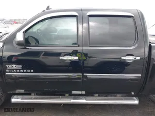 2010 Chevrolet Silverado 1500 LT with VIN 3GCRKSE30AG296456, listed as a IAAI auction lot 41713549 with 274,586 mi miles. Bid and sale history available at carsss.com. Image 14.