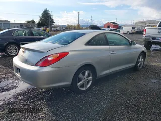 2004 Toyota Solara SE with VIN 4T1CA30P24U005445, listed as a IAAI auction lot 40643394 with 243,329 mi miles and . Bid and sale history available at DreamBid. Image 4.