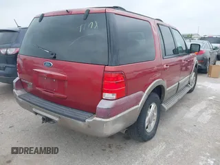 2004 Ford Expedition Eddie Bauer with VIN 1FMFU17L74LA46624, listed as a IAAI auction lot 41928841 with 240,572 mi miles. Bid and sale history available at carsss.com. Image 4.
