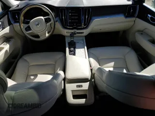 2020 Volvo XC60 Momentum with VIN YV4A22RKXL1418320, listed as a Copart auction lot 87628265 with 53,162 mi miles and Salvage title. Bid and sale history available at DreamBid. Image 8.