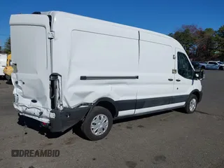 2022 Ford E-Transit Cargo with VIN 1FTBW9CK0NKA50238, listed as a IAAI auction lot 40785590 with 38,944 mi miles. Bid and sale history available at carsss.com. Image 4.