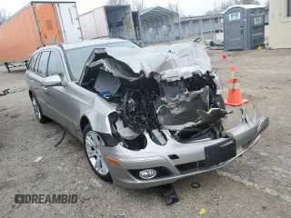 2009 Mercedes-Benz E 350 with VIN WDBUH87XX9B438035, listed as a Copart auction lot 81845833 with Not Provided miles and Non Repairable. Bid and sale history available at DreamBid. Image 4.