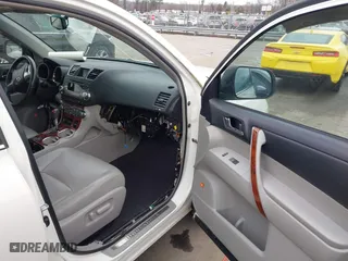2012 Toyota Highlander Limited with VIN 5TDYK3EH0CS068023, listed as a IAAI auction lot 41508481 with 1 mi miles. Bid and sale history available at carsss.com. Image 5.