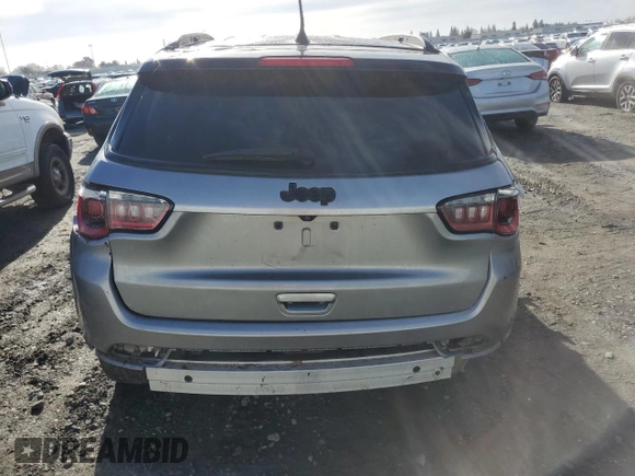 2020 Jeep Compass Latitude with VIN 3C4NJCBB7LT147555, listed as a Copart auction lot 87333844 with Not Provided miles and Salvage Title. Bid and sale history available at carsss.com. Image 6.