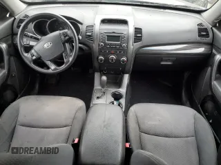 2012 Kia Sorento LX with VIN 5XYKTCA66CG270725, listed as a Copart auction lot 46607405 with Not Provided miles and Non Repairable. Bid and sale history available at DreamBid. Image 8.