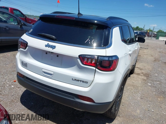 2023 Jeep Compass (RED) Edition z VIN 3C4NJDCN7PT555428, wystawiony jako IAAI lot #42309473 z przebiegiem 46 046 mil mil oraz . Historia ofert i sprzedaży dostępna na DreamBid. Obrazek 4.