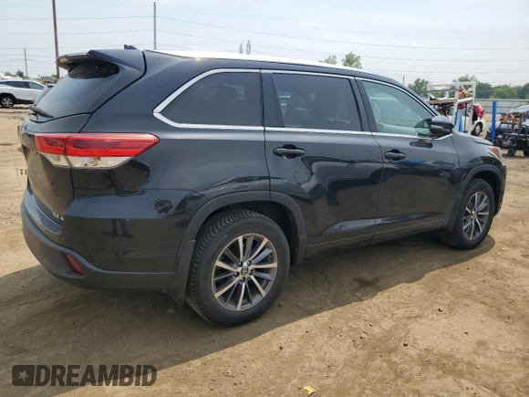 2017 Toyota Highlander XLE with VIN 5TDJZRFH5HS378559, listed as a Copart auction lot 60284395 with 121,915 mi miles and Clean title. Bid and sale history available at DreamBid. Image 3.