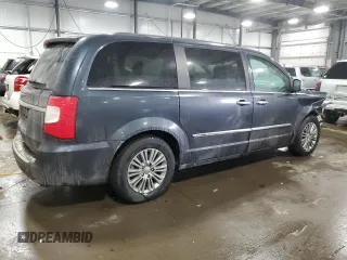 2014 Chrysler Town & Country Touring-L with VIN 2C4RC1CG3ER138853, listed as a Copart auction lot 45316815 with 163,692 mi miles and Salvage Title. Bid and sale history available at carsss.com. Image 3.