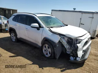 2019 Toyota RAV4 XLE with VIN JTMP1RFVXKD021338, listed as a Copart auction lot 52578515 with 41,327 mi miles and Salvage Title. Bid and sale history available at DreamBid. Image 4.