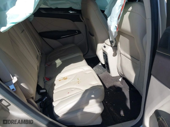 2017 Lincoln MKC Reserve with VIN 5LMCJ3D95HUL49317, listed as a IAAI auction lot 40549040 with 80,414 mi miles. Bid and sale history available at carsss.com. Image 8.