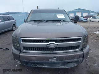 2008 Chevrolet Silverado 1500 LTZ with VIN 2GCEK13M181190265, listed as a IAAI auction lot 40928406 with 206,270 mi miles. Bid and sale history available at carsss.com. Image 12.