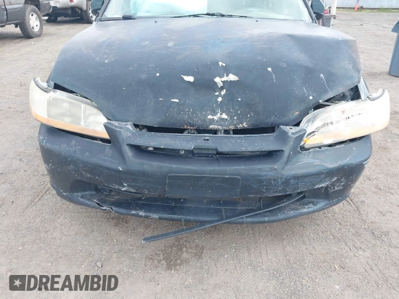 2000 Honda Accord SE with VIN 1HGCG5677YA117267, listed as a IAAI auction lot 42340016 with Not provided miles and . Bid and sale history available at DreamBid. Image 6.