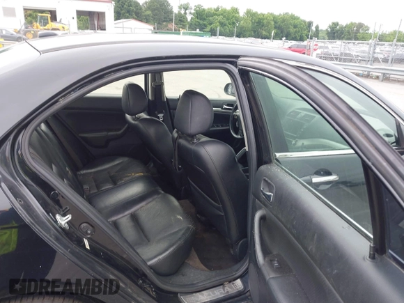 2008 Acura TSX Nav with VIN JH4CL96918C001035, listed as a IAAI auction lot 42367192 with 274,234 mi miles and . Bid and sale history available at DreamBid. Image 8.