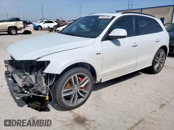 2016 Audi SQ5 Premium Plus with VIN WA1CCAFP0GA015076, listed as a Copart auction lot 57091295 with 136,573 mi miles and Salvage title. Bid and sale history available at DreamBid. Image 1.