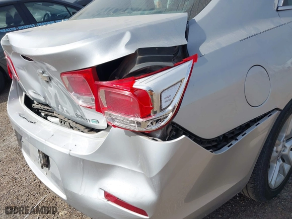 2013 Chevrolet Malibu ECO with VIN 1G11F5RR4DF104438, listed as a IAAI auction lot 41727935 with 91,533 mi miles. Bid and sale history available at carsss.com. Image 6.