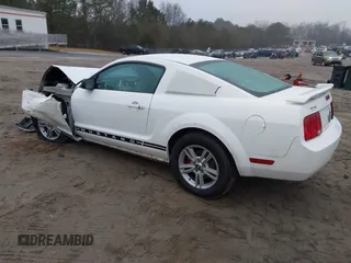 2005 Ford Mustang Deluxe with VIN 1ZVFT80N455211561, listed as a IAAI auction lot 41548177 with Not Provided miles. Bid and sale history available at carsss.com. Image 3.