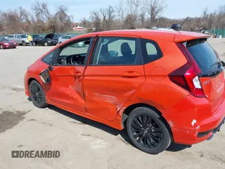 2018 Honda Fit Sport with VIN 3HGGK5H68JM717180, listed as a IAAI auction lot 41751424 with 35,011 mi miles. Bid and sale history available at carsss.com. Image 17.