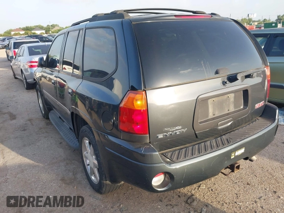 2007 GMC Envoy SLE z VIN 1GKDS13S872306655, wystawiony jako IAAI lot #42510039 z przebiegiem 174 377 mil mil oraz . Historia ofert i sprzedaży dostępna na DreamBid. Obrazek 3.