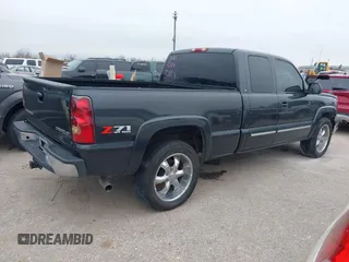 2003 Chevrolet Silverado 1500 with VIN 2GCEK19T831213564, listed as a IAAI auction lot 41616748 with 179,876 mi miles. Bid and sale history available at carsss.com. Image 4.