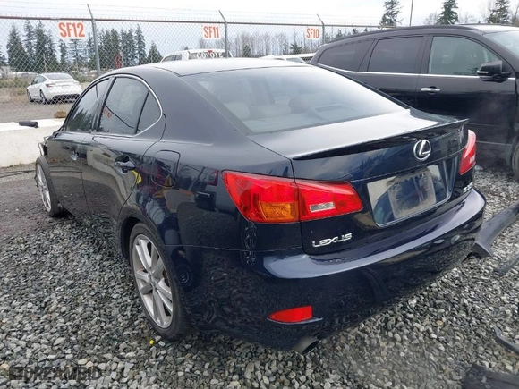 2006 Lexus IS 350 Auto with VIN JTHBE262762005593, listed as a IAAI auction lot 41632675 with 212,187 mi miles. Bid and sale history available at carsss.com. Image 3.
