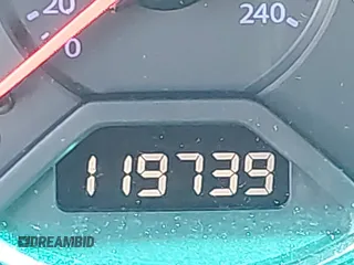 2003 Honda Civic LX with VIN 1HGES16583L035074, listed as a IAAI auction lot 42147321 with 175,364 mi miles. Bid and sale history available at carsss.com. Image 13.