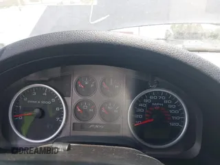 2006 Ford F-150 XLT с VIN 1FTPX14596NA21821, выставлен на аукционе IAAI как лот 42192066 с пробегом Не указан миль и . История ставок и продаж доступна на DreamBid. Изображение 7.