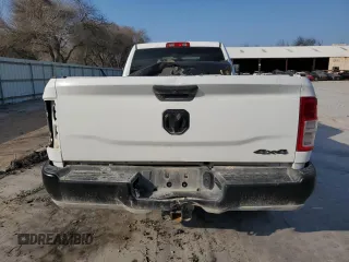 2024 Ram 2500 Tradesman z VIN 3C6UR5HLXRG139877, wystawiony jako Copart lot #44438375 z przebiegiem Nie podano mil oraz Szkoda całkowita • Salvage title. Historia ofert i sprzedaży dostępna na DreamBid. Obrazek 6.