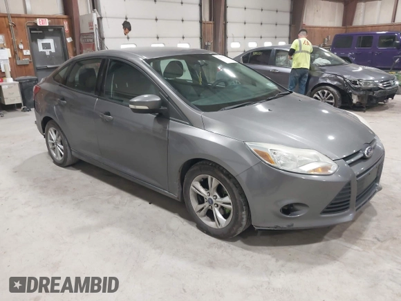 2014 Ford Focus SE with VIN 1FADP3F26EL446138, listed as a IAAI auction lot 42007291 with 201,261 mi miles. Bid and sale history available at carsss.com. Image 1.