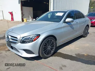 2020 Mercedes-Benz C 300 с VIN W1KWF8DB4LR579695, выставлен на аукционе IAAI как лот 42401232 с пробегом 76 765 миль миль и . История ставок и продаж доступна на DreamBid. Изображение 17.
