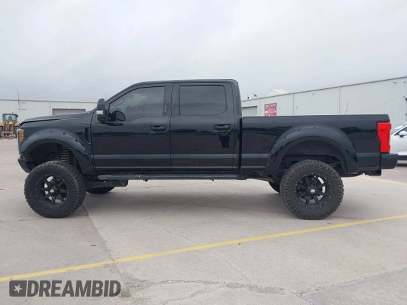 2019 Ford F-250 XL with VIN 1FT7W2BT2KEE43529, listed as a IAAI auction lot 42049216 with 55,199 mi miles and . Bid and sale history available at DreamBid. Image 14.