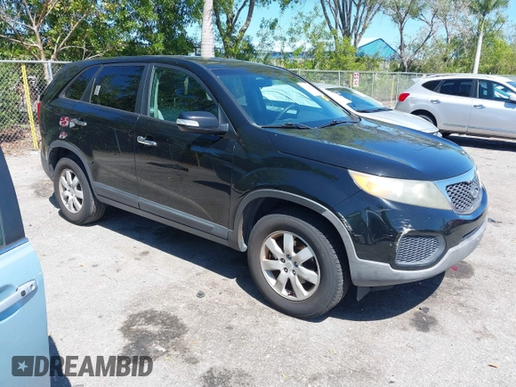 2011 Kia Sorento LX with VIN 5XYKT3A12BG033992, listed as a IAAI auction lot 41832461 with 175,808 mi miles. Bid and sale history available at carsss.com. Image 1.