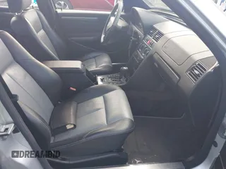 2000 Mercedes-Benz C 230 Kompressor z VIN WDBHA24G5YA865540, wystawiony jako IAAI lot #42328754 z przebiegiem 181 940 mil mil oraz . Historia ofert i sprzedaży dostępna na DreamBid. Obrazek 5.