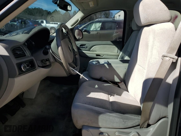2007 Chevrolet Tahoe LS with VIN 1GNFC13J77J129067, listed as a Copart auction lot 42613505 with 293,775 mi miles and Salvage title. Bid and sale history available at DreamBid. Image 7.
