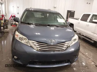 2017 Toyota Sienna XLE Auto Access Seat with VIN 5TDYZ3DC1HS837895, listed as a IAAI auction lot 41993944 with 115,771 mi miles and . Bid and sale history available at DreamBid. Image 13.