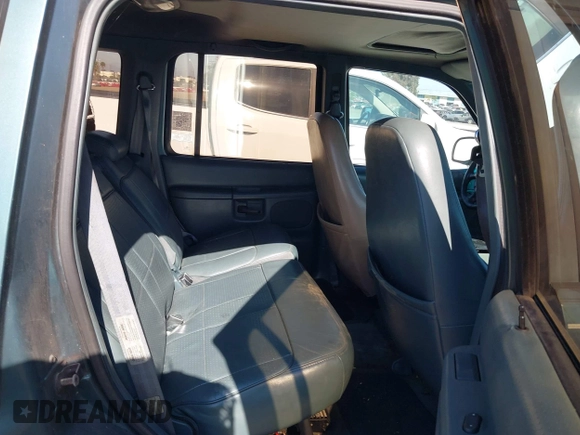 1996 Ford Explorer XL with VIN 1FMDU34X0TUA60125, listed as a IAAI auction lot 42630119 with 251,781 mi miles and . Bid and sale history available at DreamBid. Image 8.