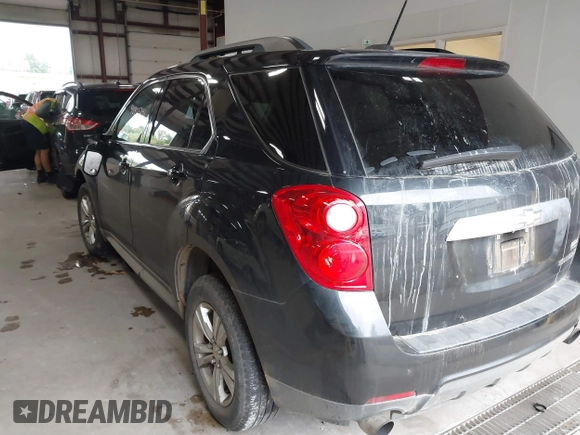2015 Chevrolet Equinox LT with VIN 2GNFLBE31F6214311, listed as a IAAI auction lot 40405241 with 121,504 mi miles and . Bid and sale history available at carsss.com. Image 3.