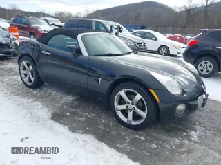 2007 Pontiac Solstice z VIN 1G2MB35B57Y105267, wystawiony jako IAAI lot #41308837 z przebiegiem 89 219 mil mil oraz . Historia ofert i sprzedaży dostępna na DreamBid. Obrazek 1.