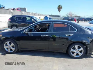 2014 Acura TSX z VIN JH4CU2F44EC002359, wystawiony jako IAAI lot #42266364 z przebiegiem 105 242 mil mil oraz . Historia ofert i sprzedaży dostępna na DreamBid. Obrazek 14.